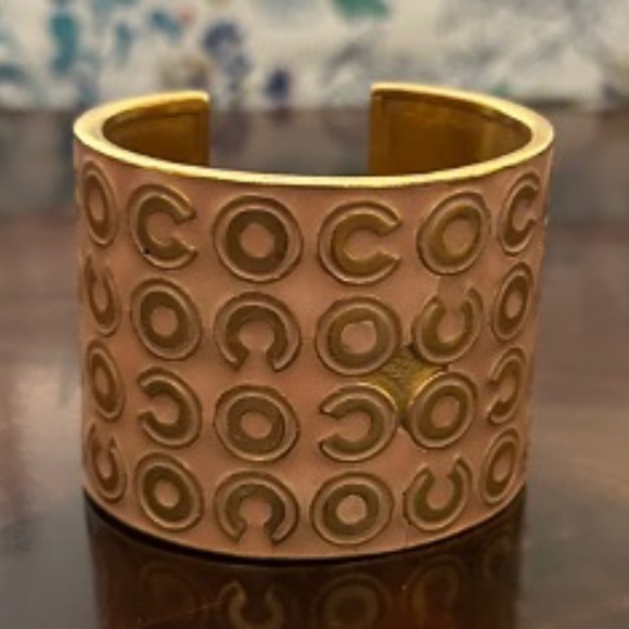Elegant Authentic Chanel Cuff Bracelet - Picture 2 of 12